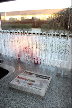 The newspaper sharing community